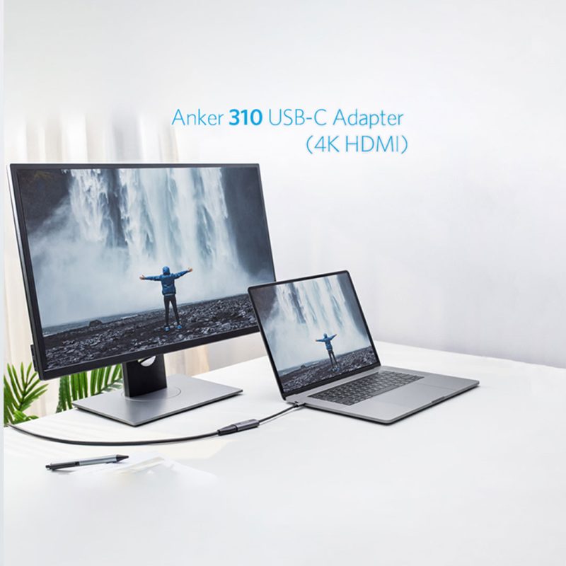 مبدل USB به HDMI انکر مدل A8312 در محیط کاری - هاب چندکاره مناسب دانشجویان و حرفه‌ای‌ها